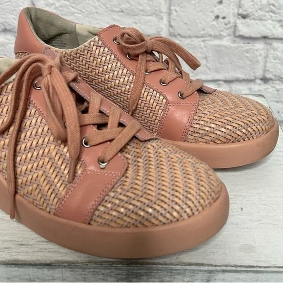 Stylish Pink Woven Women's Sneakers - Picture 8 of 16